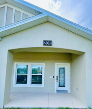 200 Eldron Blvd SE in Palm Bay, FL - Building Photo - Building Photo