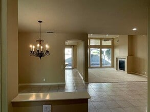 976 Glide Ferry Way in Sacramento, CA - Building Photo - Building Photo