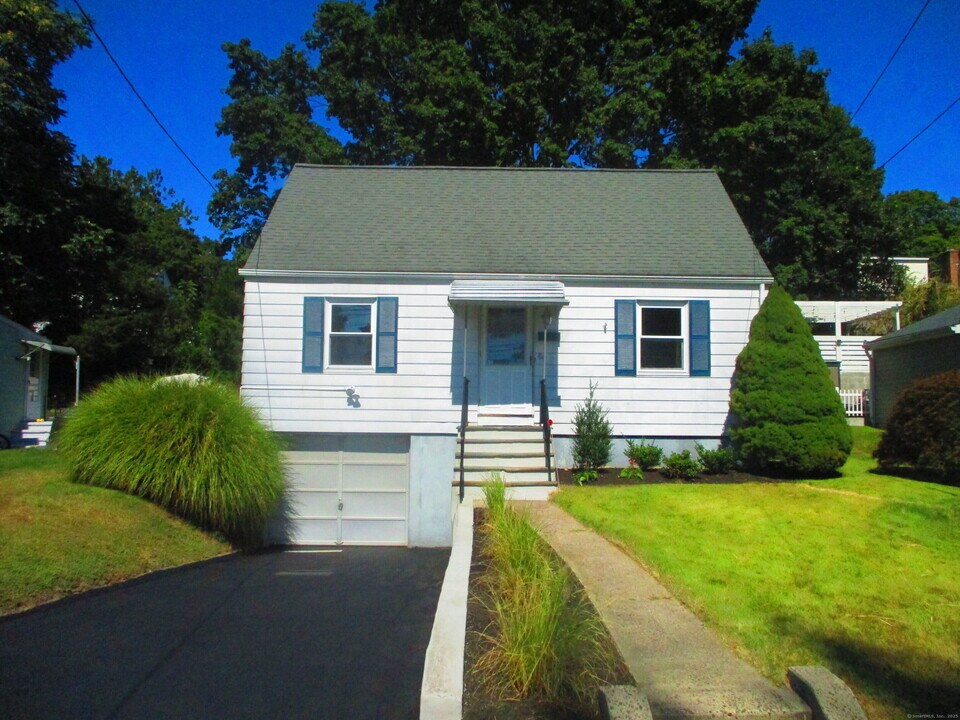 89 Ward St in Norwalk, CT - Building Photo