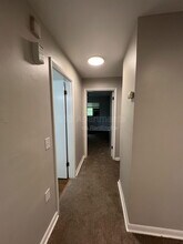 6306 Fairhurst Ave in Cincinnati, OH - Building Photo - Building Photo