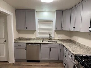 3124 Forest Ave in Fort Worth, TX - Building Photo - Building Photo