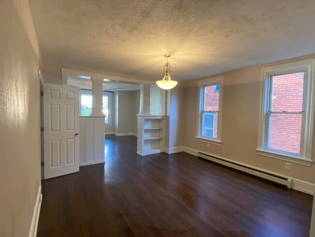 1509 12th St, Unit 2st floor in Altoona, PA - Building Photo - Building Photo