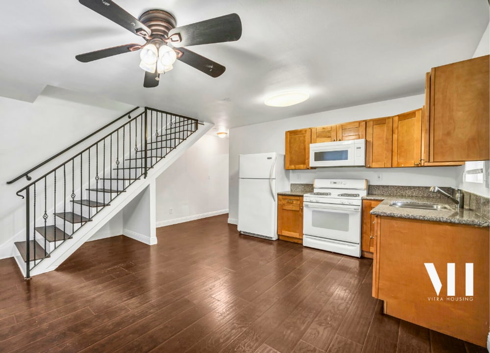 1225 W 37th Pl in Los Angeles, CA - Building Photo