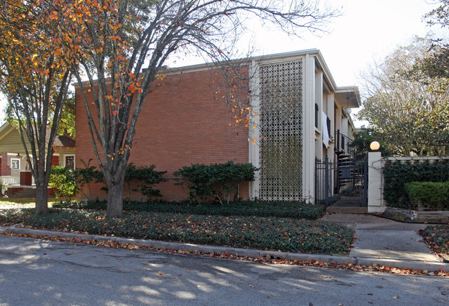 Harvard Apartments in Houston, TX - Foto de edificio - Building Photo