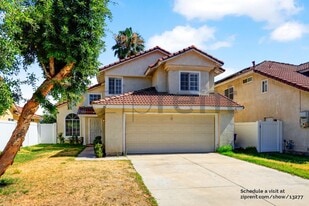 116 Plymouth Way in San Bernardino, CA - Building Photo