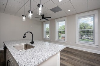 102 S Evers St-Unit -204 in Plant City, FL - Building Photo - Building Photo