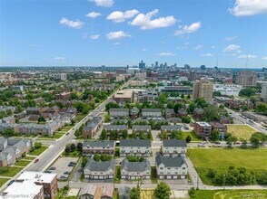275 E Palmer St in Detroit, MI - Building Photo - Building Photo