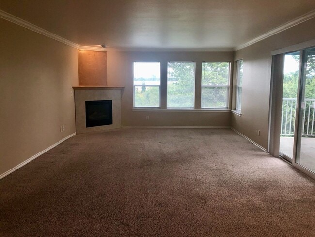 334 E Bellis Fair Pkwy in Bellingham, WA - Building Photo - Building Photo