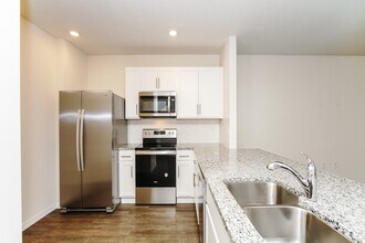 29 Plaza Grande Ave in Ormond Beach, FL - Building Photo - Building Photo