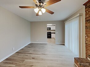 839 Lundy Ln in Charlotte, NC - Building Photo - Building Photo