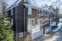 42 Dwight Pl in Englewood, NJ - Foto de edificio - Building Photo