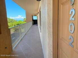 7520 Ridgewood Ave in Cape Canaveral, FL - Building Photo