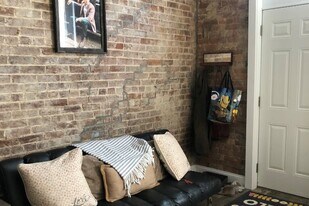 107 W Columbia St, Unit 107 in Farmington, MO - Building Photo