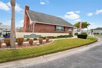 6634 Hickorywood Ln in New Port Richey, FL - Foto de edificio - Building Photo