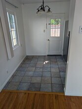 1126 E Palmer Ave, Unit A in Glendale, CA - Building Photo - Building Photo
