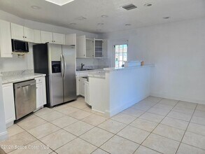 771 Onyx Dr NE in Palm Bay, FL - Building Photo - Building Photo