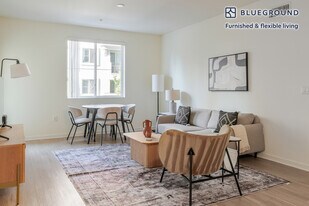 34 Union Square in Union City, CA - Building Photo