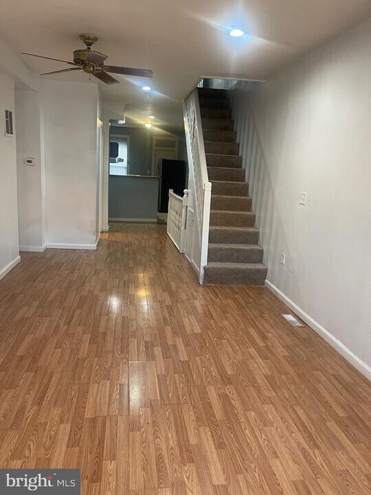 518 Sanford Pl in Baltimore, MD - Building Photo