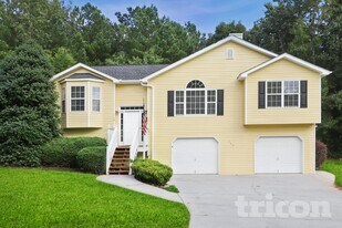 115 Fairfax Dr in Rockmart, GA - Building Photo