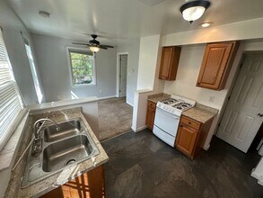 3013 Glendale Ave in Brentwood, PA - Building Photo - Building Photo