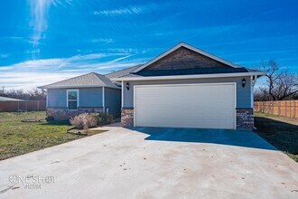329 Hog Eye Rd in Abilene, TX - Building Photo - Building Photo