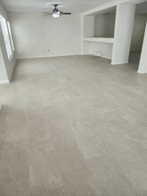 13667 Phoenix Dr in Orlando, FL - Foto de edificio - Building Photo