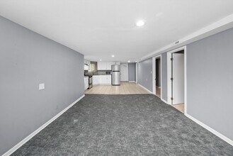 3353 W Evergreen Ave in Chicago, IL - Building Photo - Building Photo