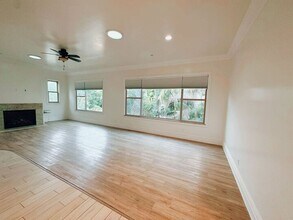 1274 Pine Ave in Carlsbad, CA - Building Photo - Building Photo