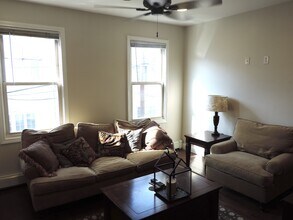 7 Ward Ct, Unit 1 in Boston, MA - Building Photo - Building Photo