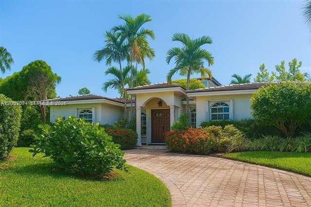 property at 401 Warren Ln
