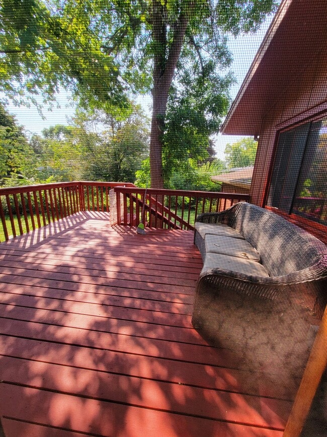 5401 82nd Ave N in Minneapolis, MN - Building Photo - Building Photo