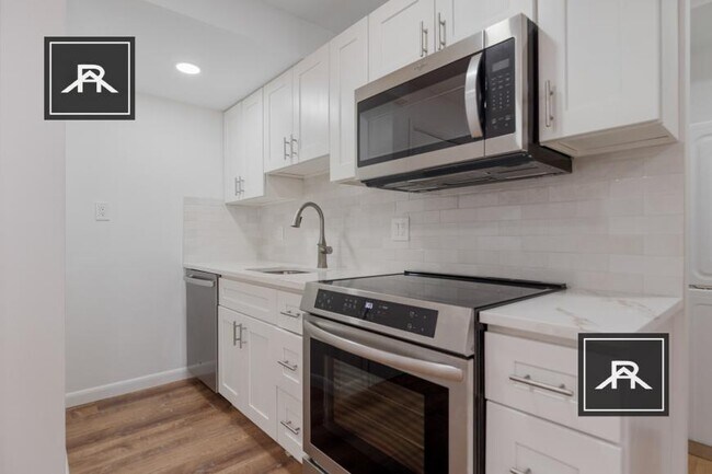 96 St Botolph St in Boston, MA - Building Photo - Building Photo