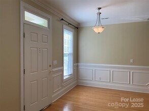 215 N Faulkner Way in Davidson, NC - Building Photo - Building Photo
