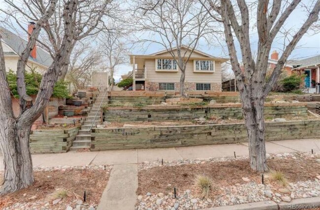 property at 3147 N Raleigh St