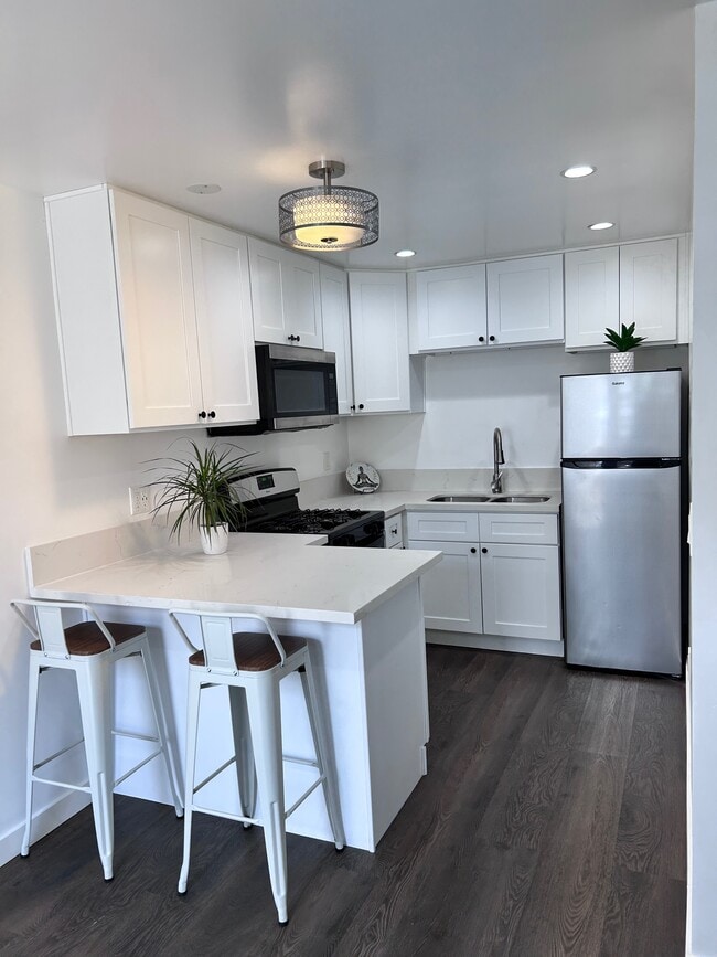 property at 5454 Via Corona St