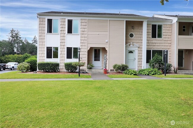 property at 8652 Onyx Dr SW