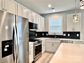 13038 John Bostar Ln in Charlotte, NC - Building Photo - Building Photo