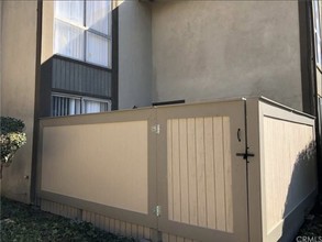 817 W 232nd St, Unit D in Torrance, CA - Building Photo - Building Photo