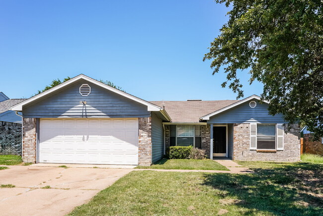 1517 Caplin Dr