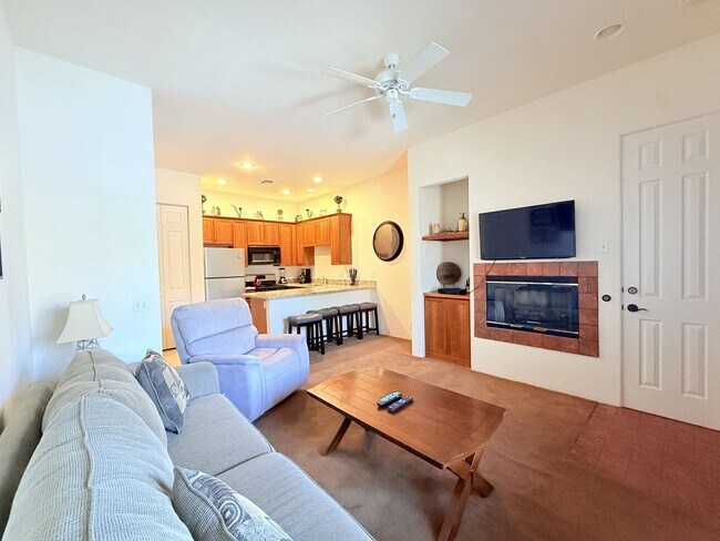 50650 Santa Rosa Plz in La Quinta, CA - Building Photo - Building Photo