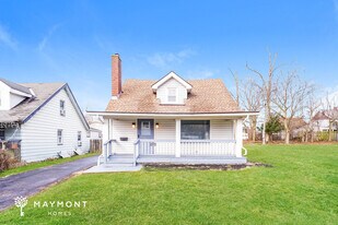 5508 Grasmere Ave in Maple Heights, OH - Building Photo