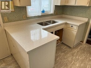 149 Clifton Downs Rd in Hamilton, ON - Building Photo - Building Photo