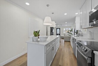 111 Rosslyn Ave in Columbus, OH - Building Photo - Building Photo