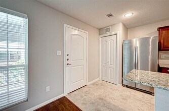 5333 Richmond Ave. in Houston, TX - Building Photo - Building Photo