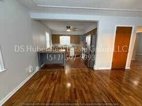 6964 Cooper Rd in Lansing, MI - Building Photo - Building Photo