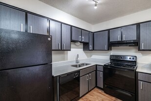 Riverside Palms Apartments