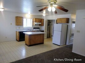 216 S 100 E in Cedar City, UT - Building Photo