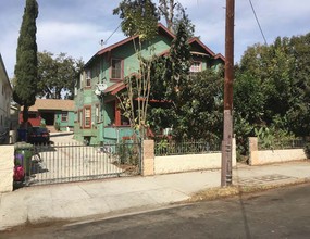 1309 Mohawk St in Los Angeles, CA - Foto de edificio - Building Photo