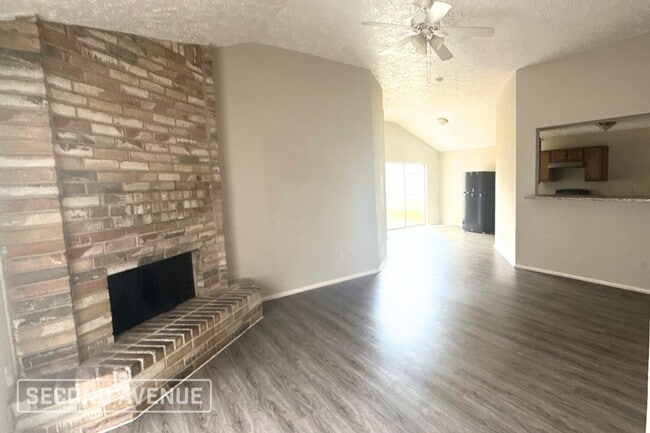 11007 Beaver Trail Dr in Houston, TX - Building Photo - Building Photo