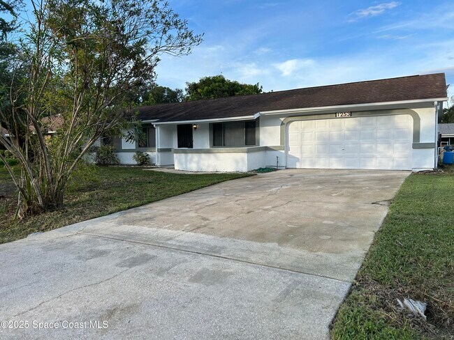 1253 Drill Ave NE in Palm Bay, FL - Building Photo - Building Photo